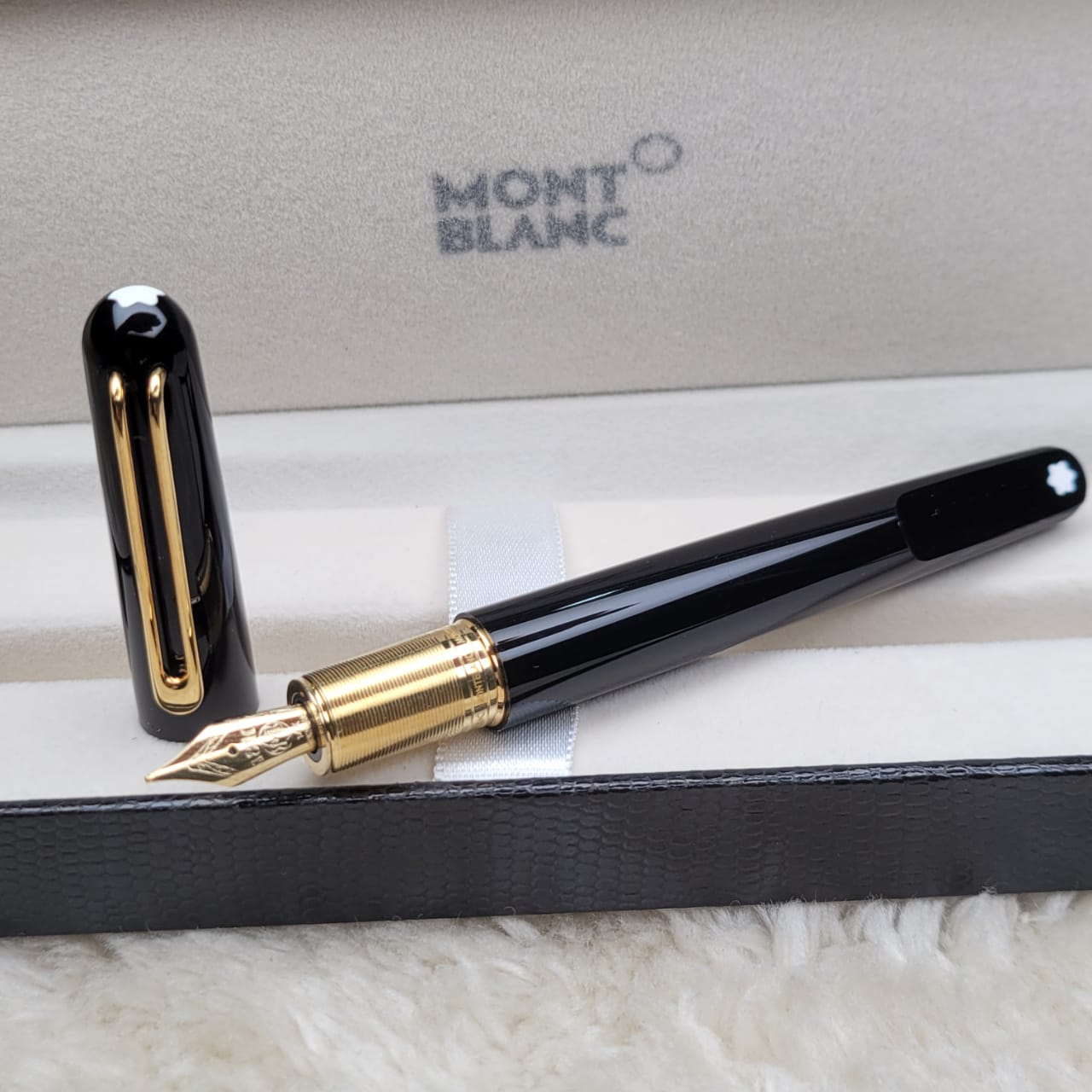 MONT BLANC PEN 896935